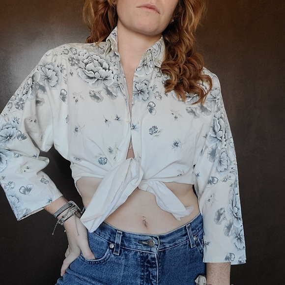 Vintage Floral Button Down - Picture 5 of 15